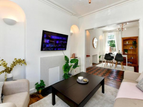 Pass the Keys Lovely spacious 2 bed home close to city centre